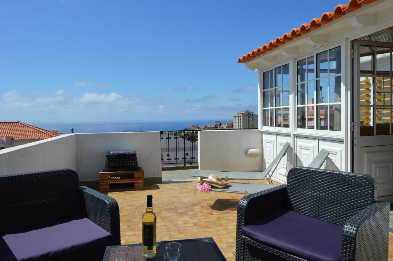 Top Floor With Balcony In Funchal Bagian luar foto